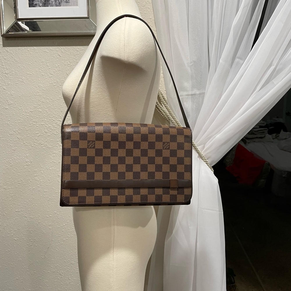Authentic Louis Vuitton Tribeca Long Damien Ebene